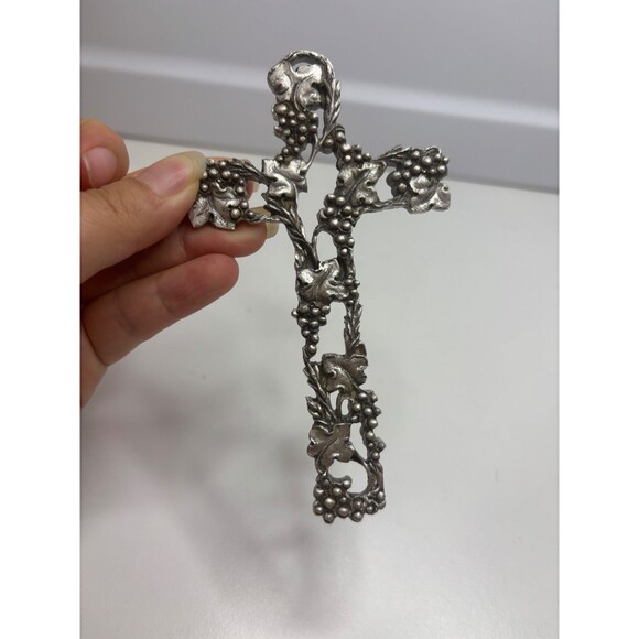 SILVER METAL Crucifix with Grapes and Branches CROSS Made in Cecchini WALL DECOR - Picture 2 of 7